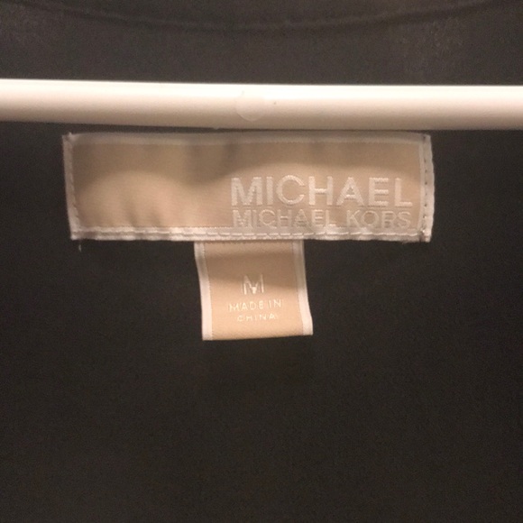 Dress - Picture 1 of 2